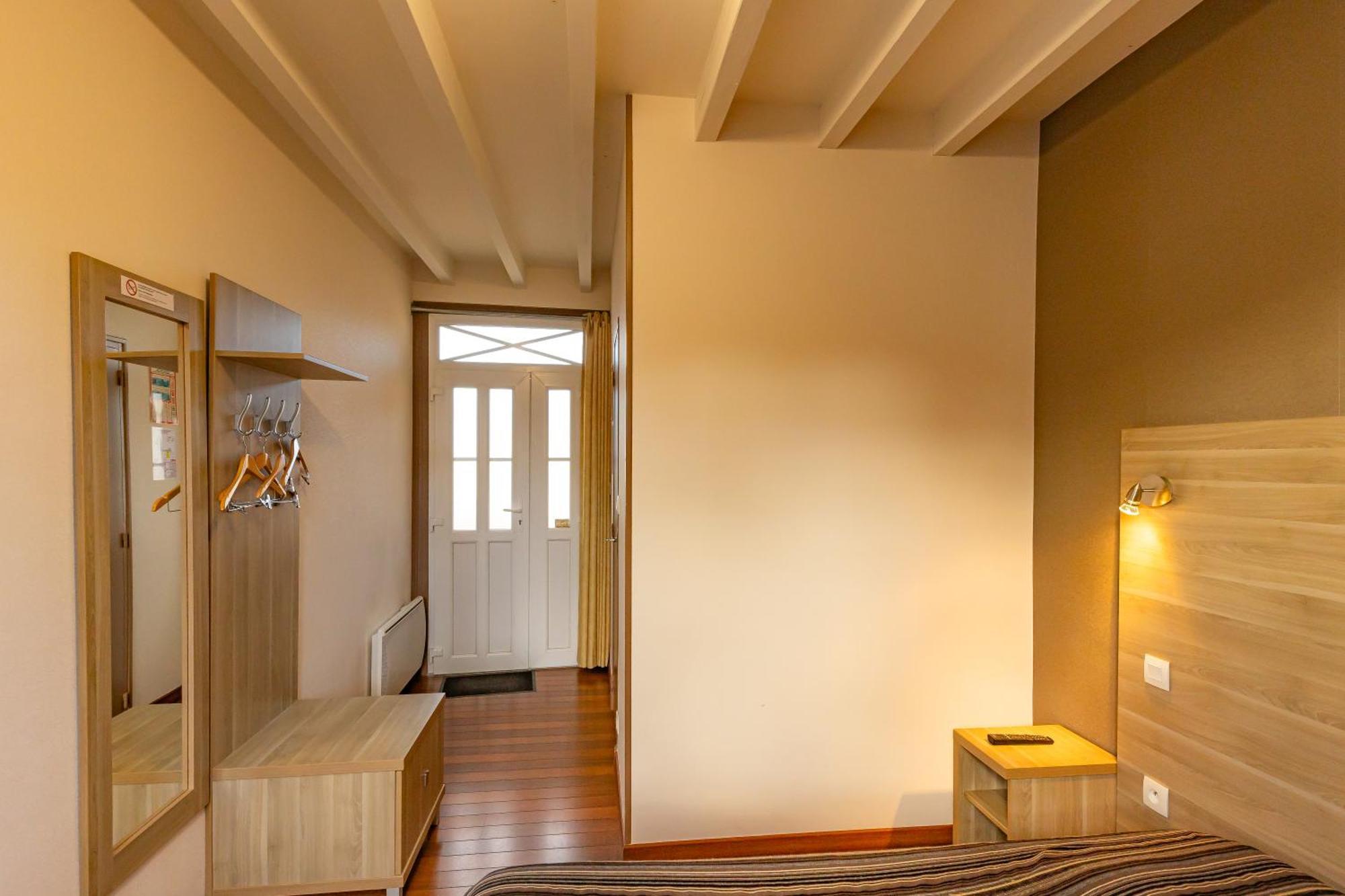Auberge Le John Steele Sainte-Mère-Église Εξωτερικό φωτογραφία