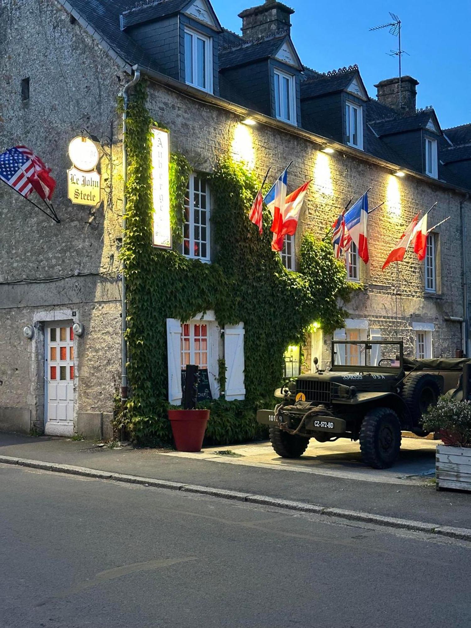 Auberge Le John Steele Sainte-Mère-Église Εξωτερικό φωτογραφία